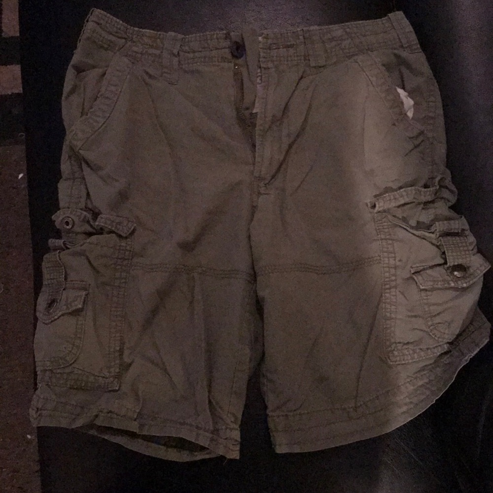 Green express cargo shorts